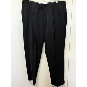 Men's Haggar black label Black sueded Dress Pants Size 36x28 pleated cuffed
